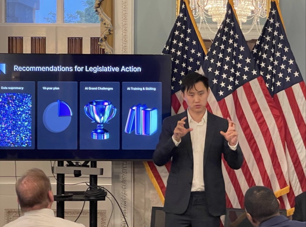 站在風口：AI 時代的資料之戰