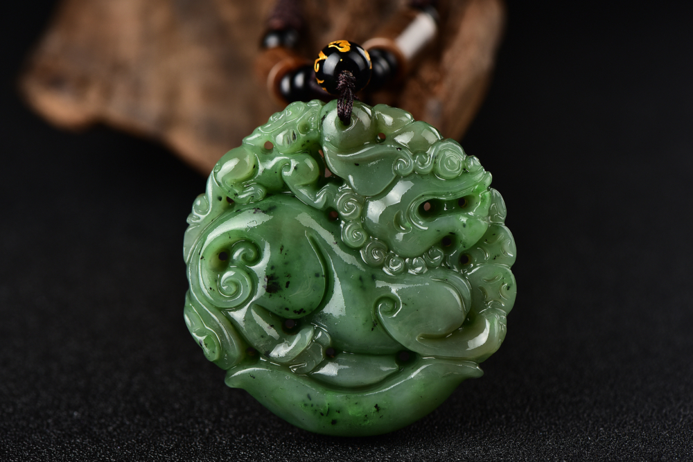 翡翠依顏色也有所對應不同的五行元素