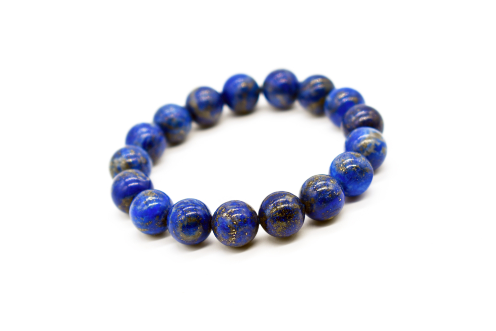 想充分發揮青金石的功效，正確的佩戴方法也很重要。