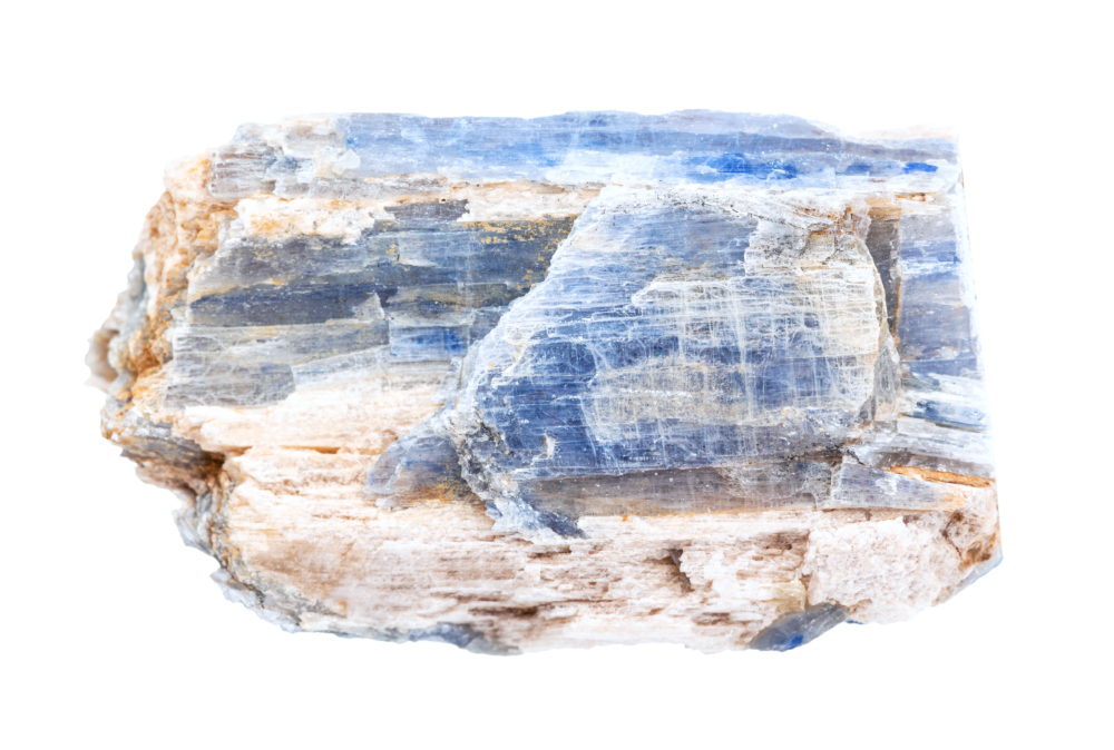 藍晶石在五行中屬「水」，象徵智慧、直覺、平衡和流動的能量。