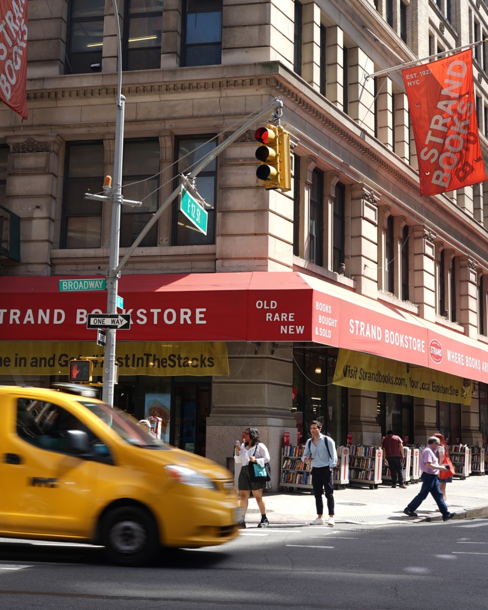 紐約的叛逆靈魂：Strand Bookstore，一座拒絕被「乖乖牌」的地標