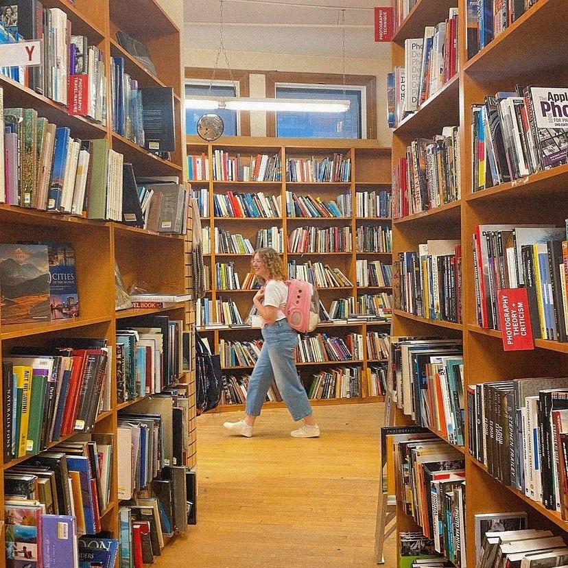 18英哩長的書：一個書迷的天堂