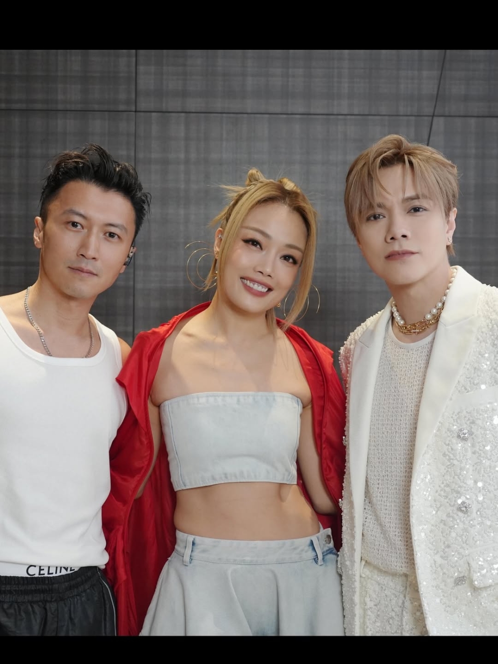 有人推估光是請名人的費用就要超過千萬港幣