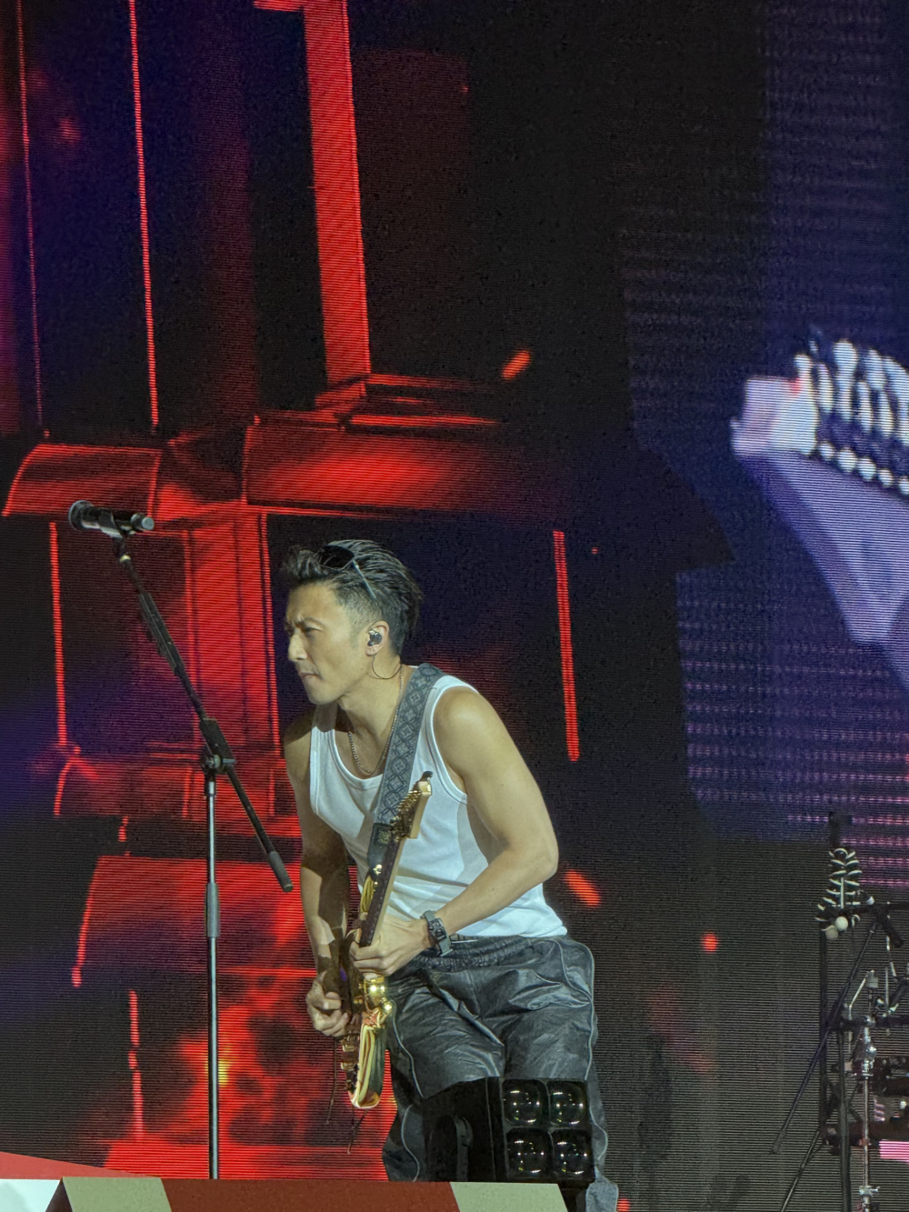 謝霆鋒狀態完美