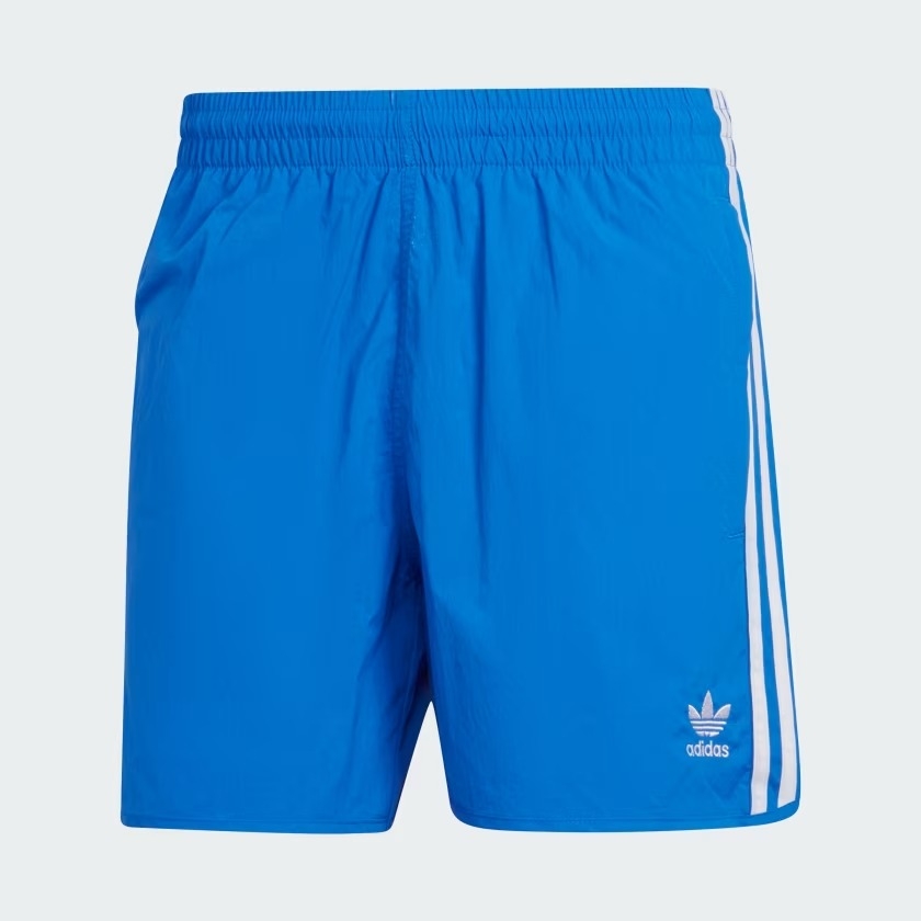 adidas Originals的短褲