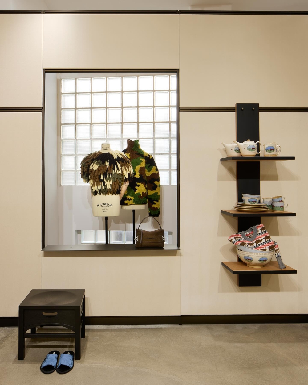 JW Anderson 首先從產品層面和營運模式上做出了多項重大調整