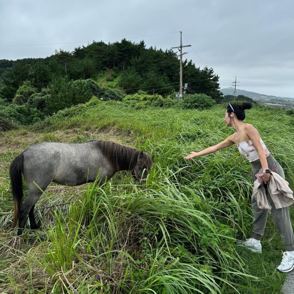 少女時代的 Yuri 權俞利,已經悄悄把移居到濟州島