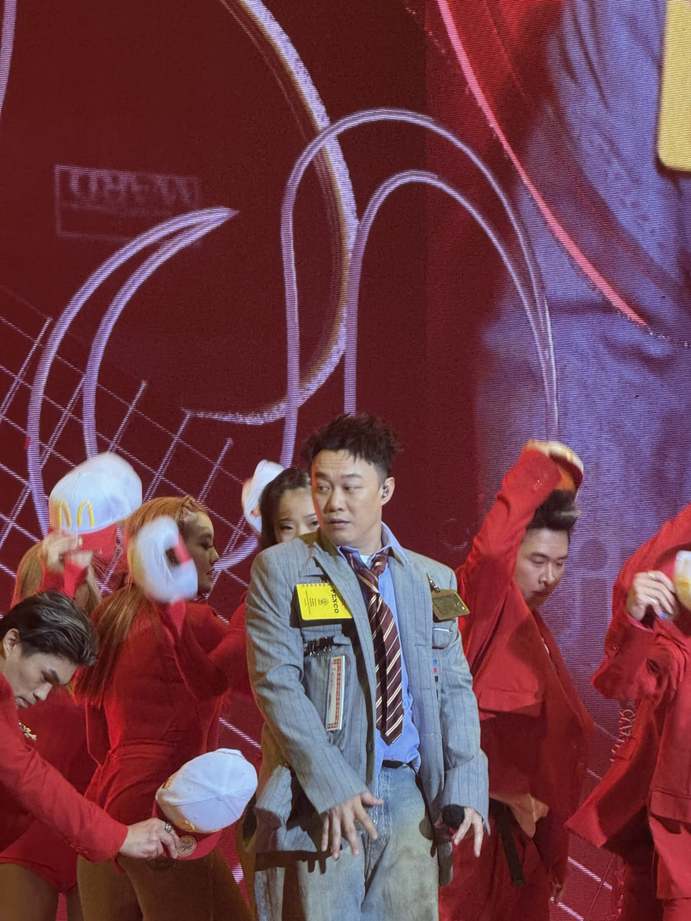 陳奕迅E臣帶來多首歌曲