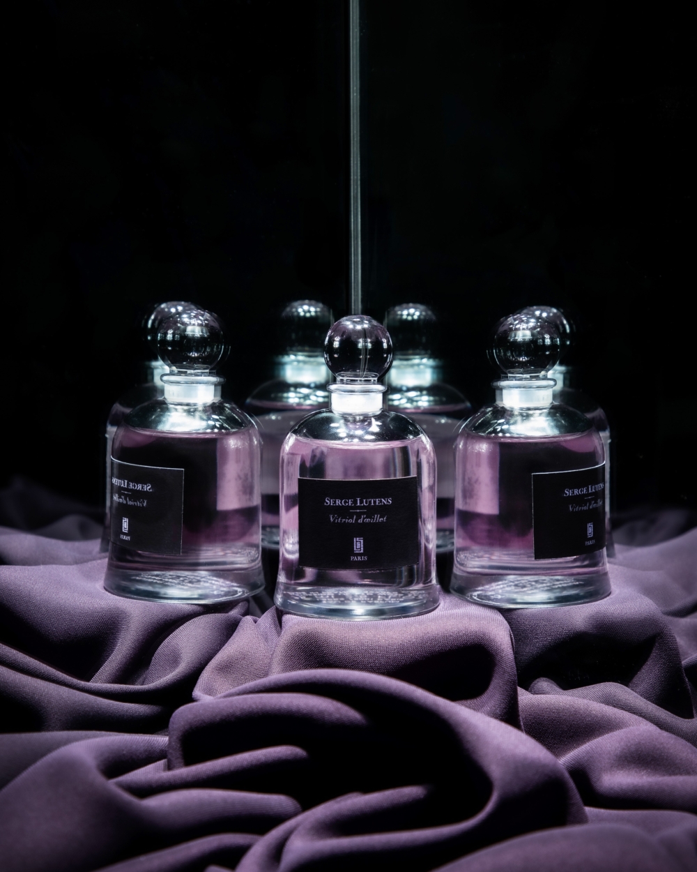 吊鐘瓶系列Vitriol d'œillet憤怒康乃馨