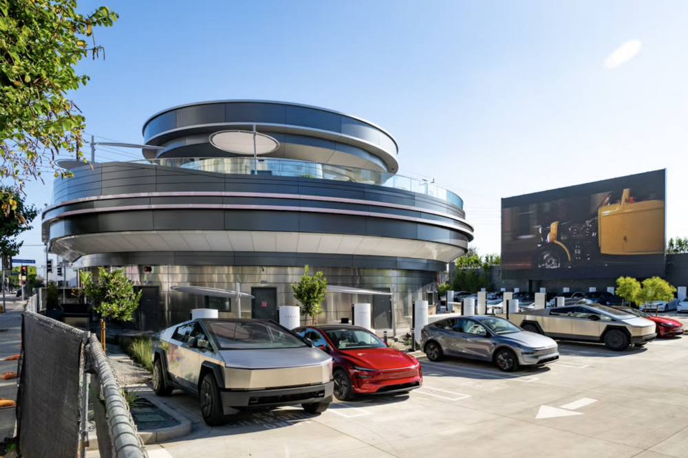 飛碟降落荷里活：全球首家 Tesla 餐廳即將開幕！