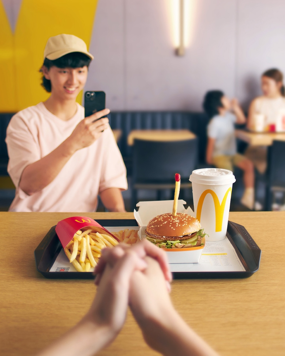 它不再只是賣食物的地方,而是你青春的一部分