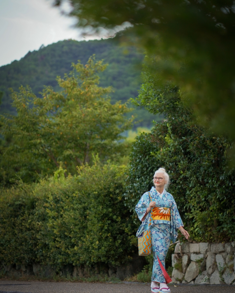 Sheila發現，每件老和服其實都是資訊的寶庫，往往蘊藏著年代、產地、製作者與家族記憶等線索