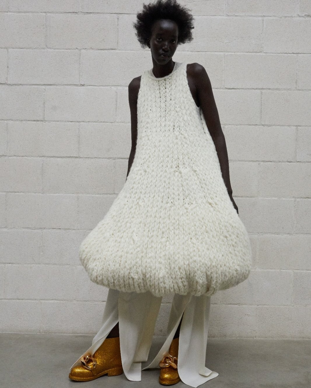 與陶藝藝術家 Dame Magdalene Odundo合作