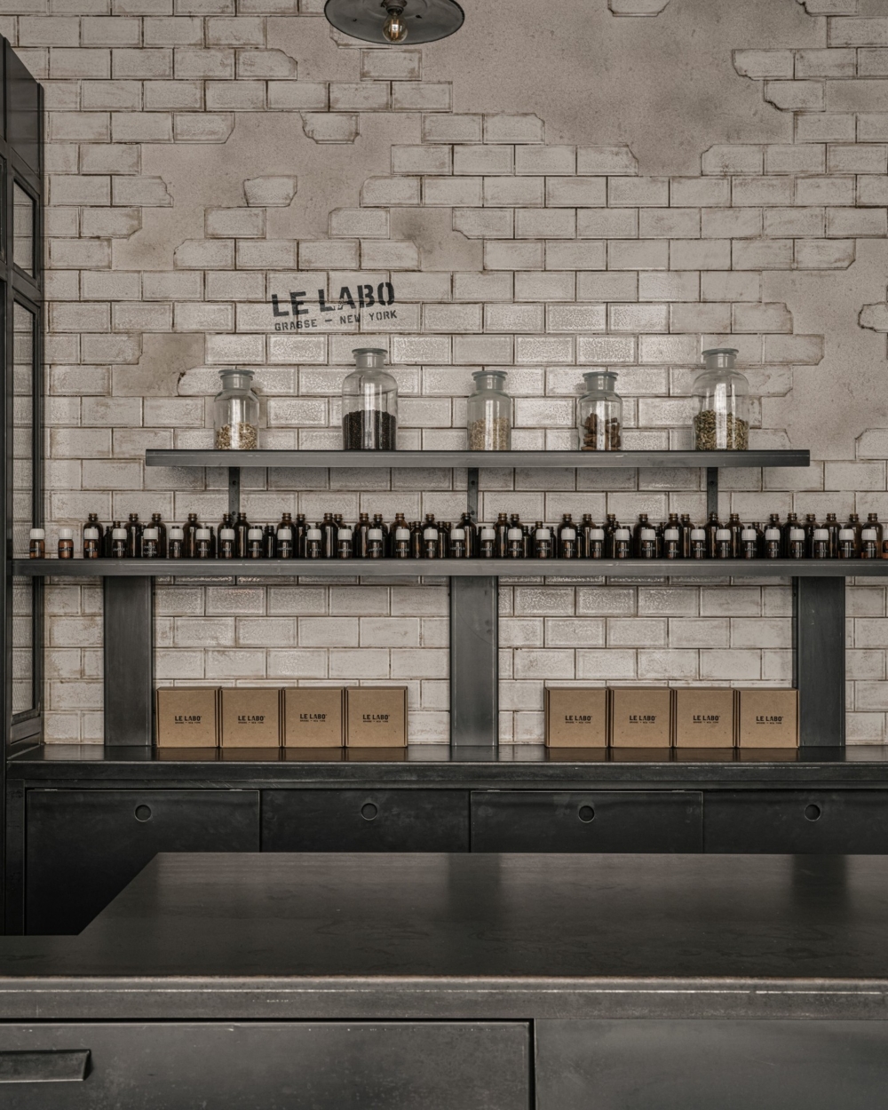 街邊香氛店為何席捲全球？