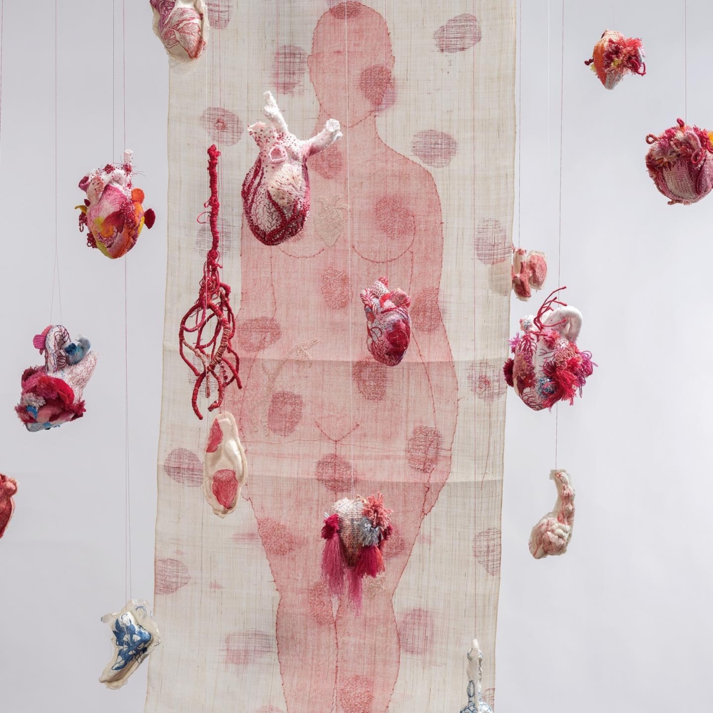 Ema Shin 的系列作品《Hearts of Absent Women》