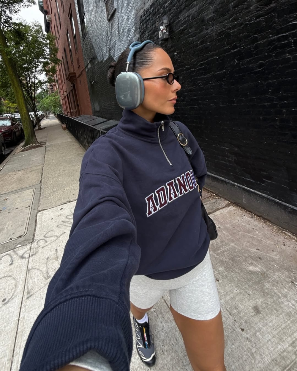 成功打造出一種「生活方式品牌」的形象。