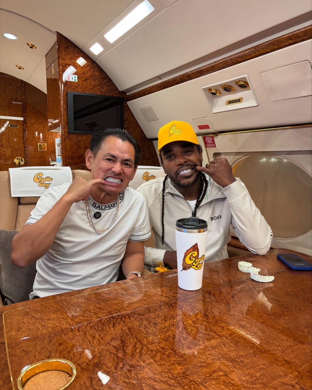 Johnny Dang的成功不只是商業奇蹟,更是一種文化象徵