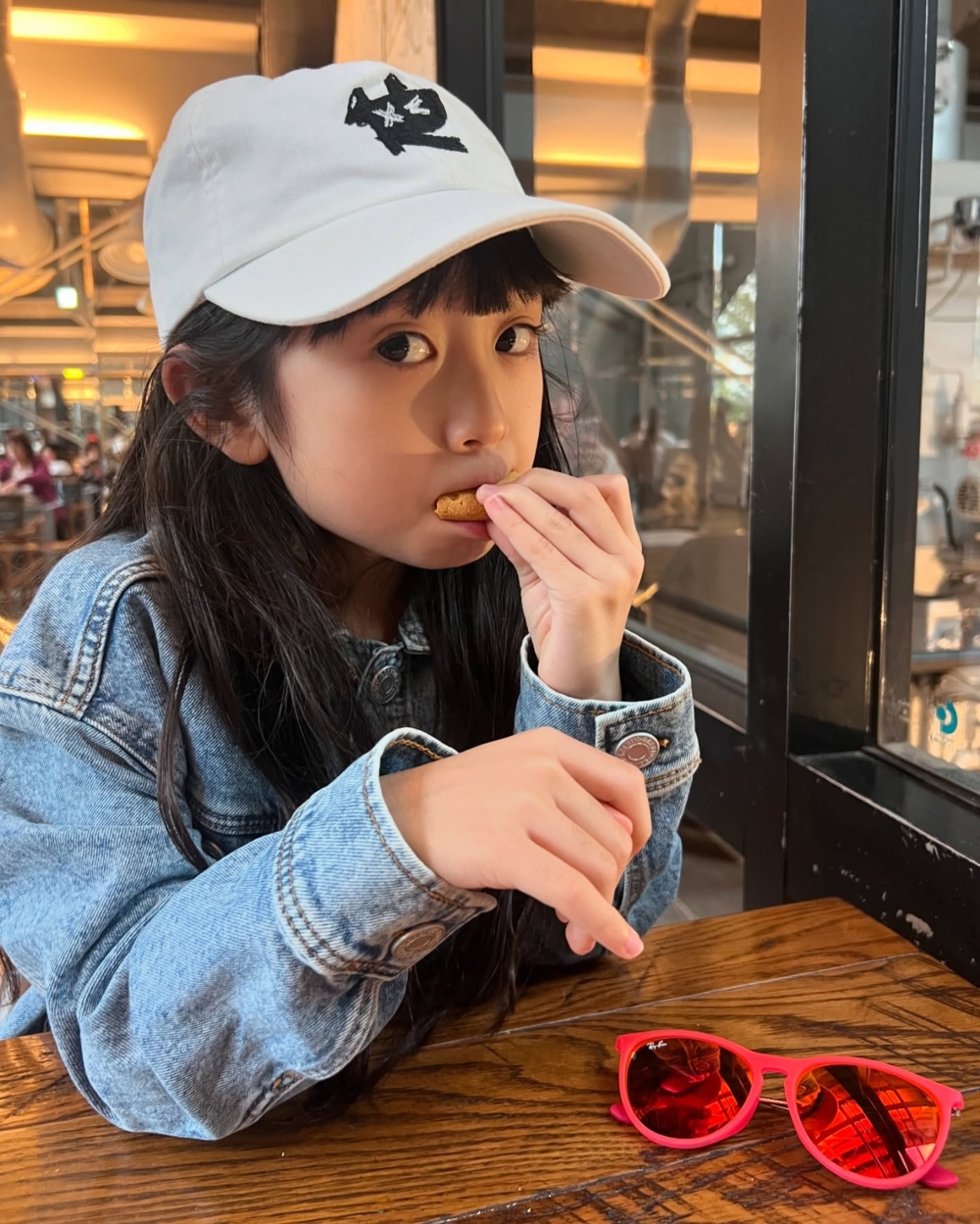 當她5歲時，夢寐以求的混音器成為了她的聖誕禮物