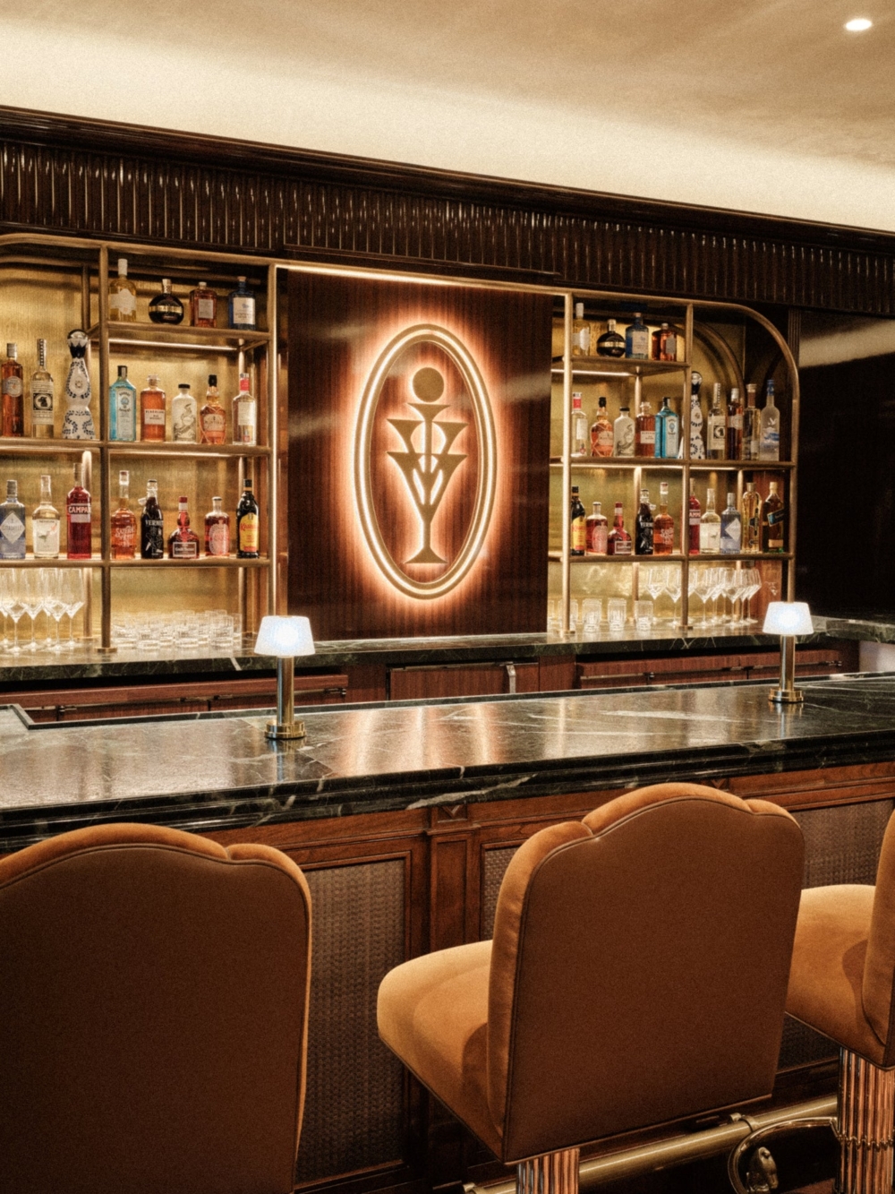 走進 Kith Ivy，彷彿踏入一座私人豪宅：有用餐區、養生吧、健康中心錯落其間