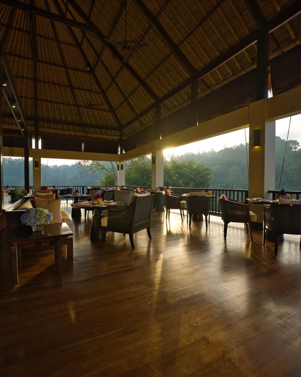 讓奢華不再只是享受，而是與自然深度對話的溫柔回應。