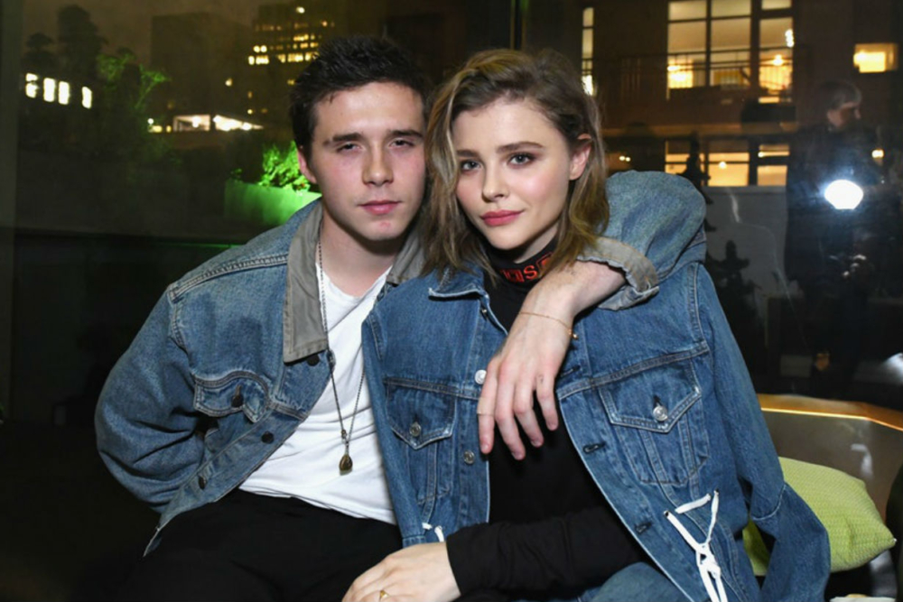 回溯 Chloë 的感情史，很難不提到那段與 大衛碧咸 David Beckham 長子 Brooklyn Beckham 的往日戀情