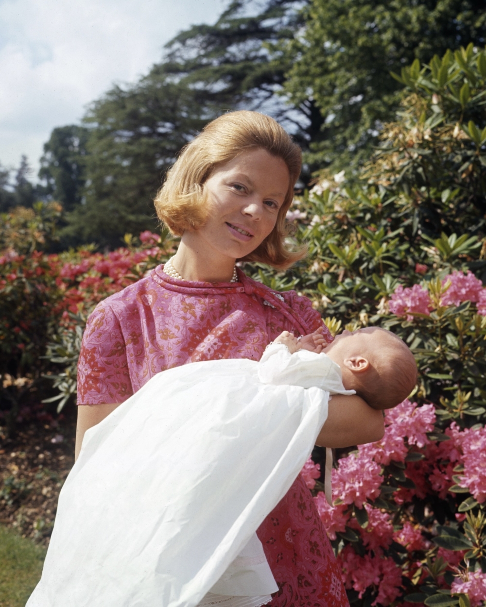 婚後的凱薩琳婚後，她育有三名子女：George Windsor, Earl of St Andrews；Lady Helen Taylor；Lord Nicholas Windsor