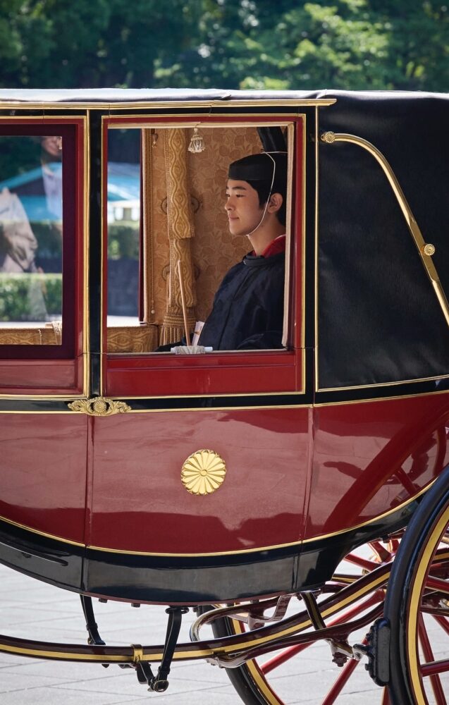 自幼熱愛生物的悠仁親王，曾在赤坂御用地內調查蜻蜓生態並撰寫報告，2024 年夏天更以昆蟲學愛好者的身份參與國際研討會