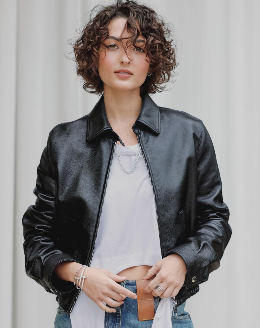 橫空出世的義大利影后，21歲的Tecla Insolia憑什麼拿下大獎？