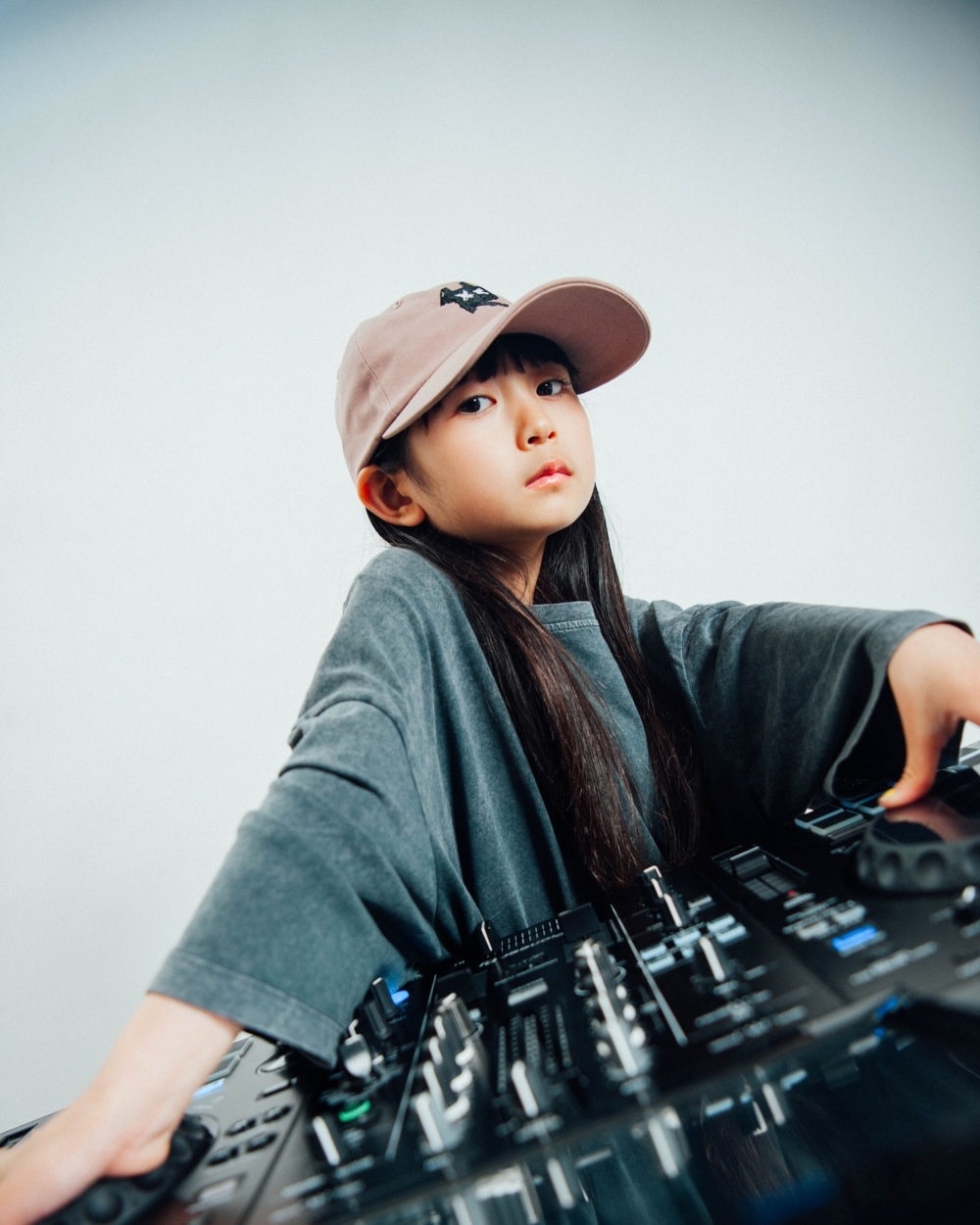 RINOKA以6歲之齡拿下 「全球最年輕女DJ」 的吉尼斯世界紀錄