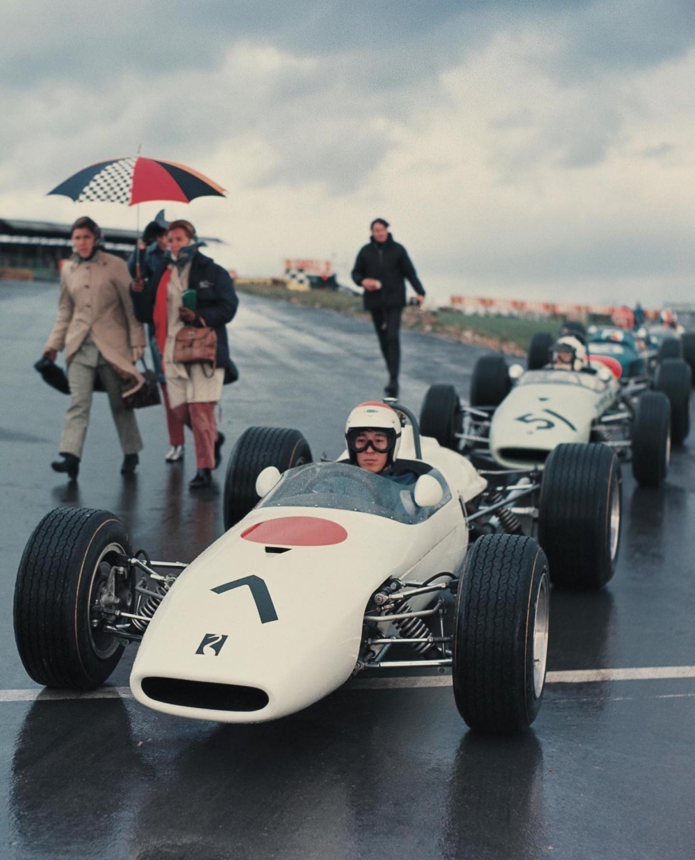 一支60年代的車隊，為何今天能變成潮流圈的必備符號？