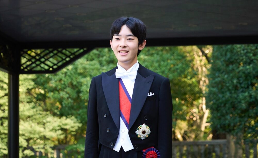 華美典禮的背後也潛藏著日本皇室所面臨的現實考驗與社會議題