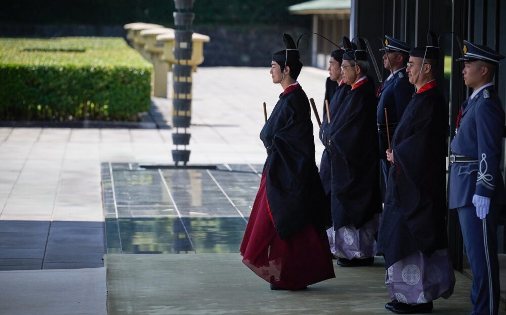 自幼熱愛生物的悠仁，曾在赤坂御用地內調查蜻蜓生態並撰寫報告