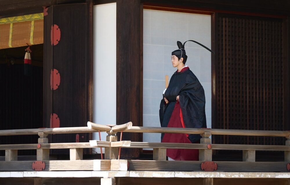 自幼熱愛生物的悠仁親王，曾在赤坂御用地內調查蜻蜓生態並撰寫報告，2024 年夏天更以昆蟲學愛好者的身份參與國際研討會