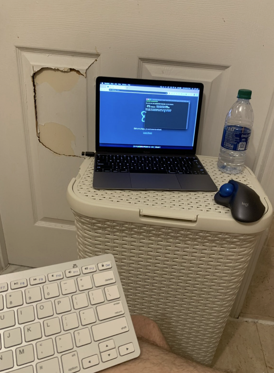 那間改變一切的浴室：19歲輟學生的創業起點