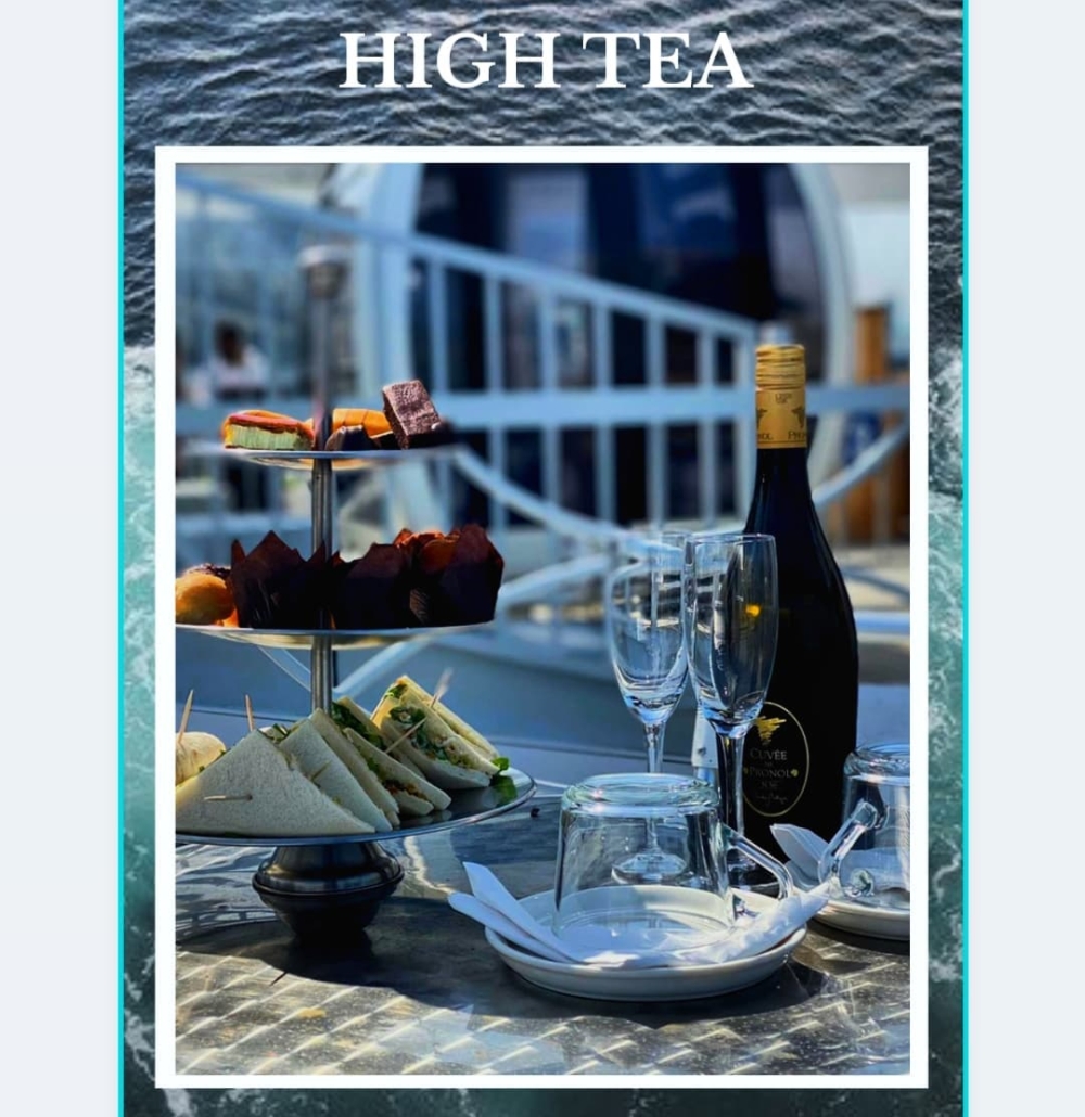 可預訂高級下午茶或香檳晚餐。許多人在此求婚、慶祝生日或紀念日。