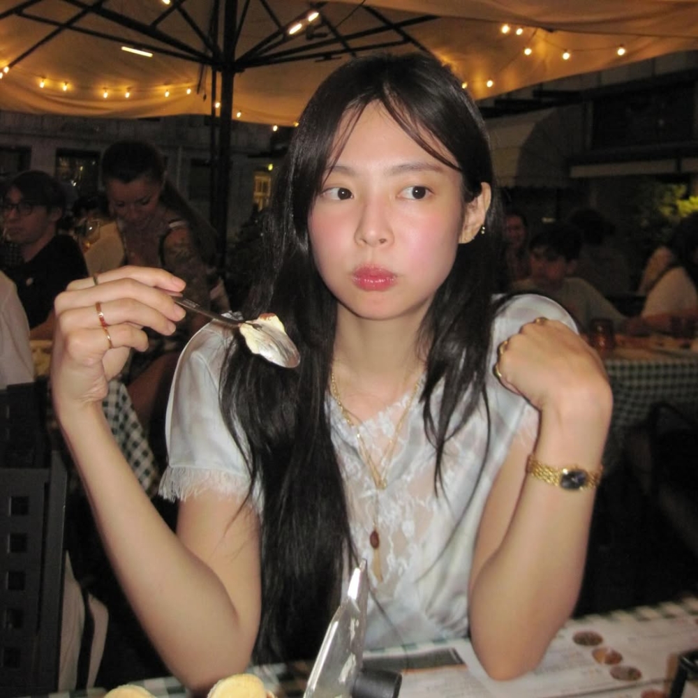 極度敏感肌、酒糟肌、濕疹等正在使用藥物治療的膚質，不建議貿然進行