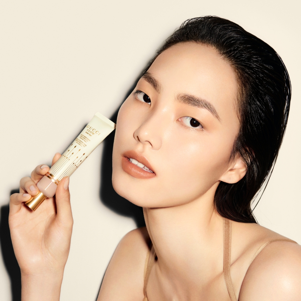GUCCI GLOW SKIN TINT亮肌素顏霜