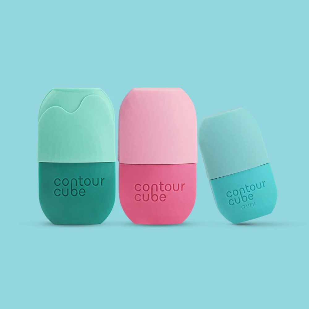 一個有弧度的、手指能穩握的矽膠模具，她給它一個名字「Contour Cube」