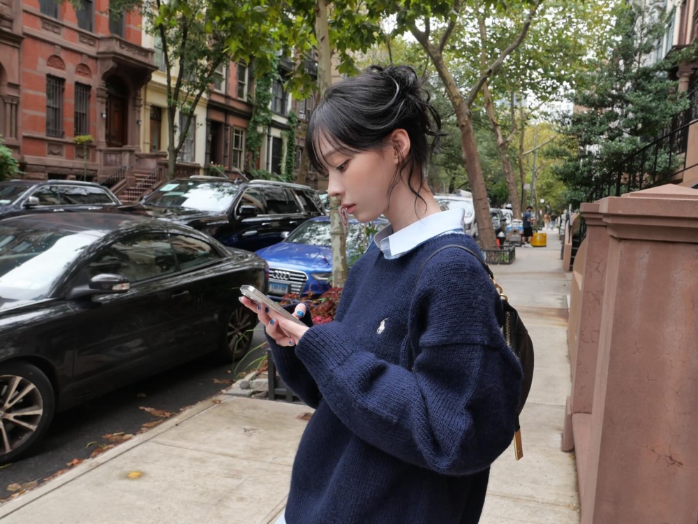 我只想當個安靜的訊息接收者,不必費心經營人設,不必維護關係