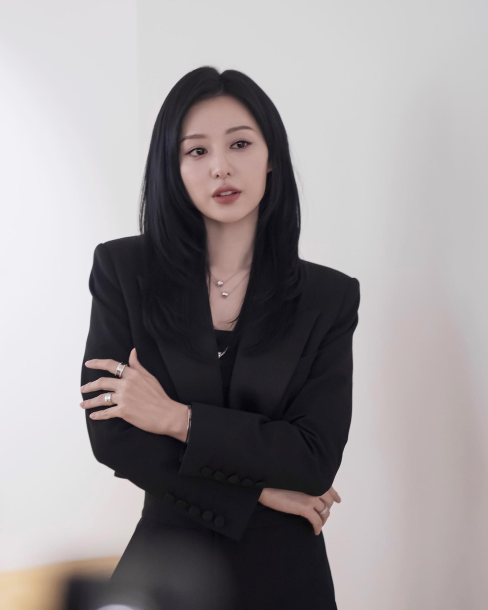 韓國政府的解決方案是提供企業轉型補助，協助公司重新設計工作流程，但也也人質疑補助金是否充足？