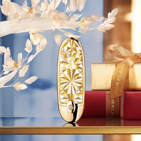 GUERLAIN紅寶之吻高訂唇膏 HK$640/NT$2,830