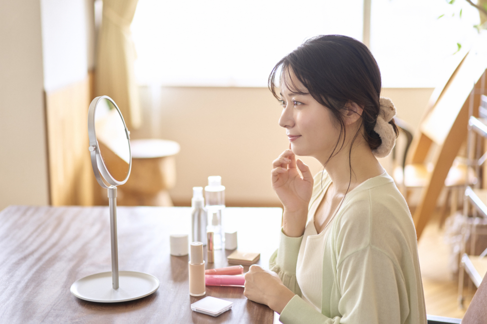 微針精華是一種結合「微針導入技術」與「高濃度美容成分」的保養品。