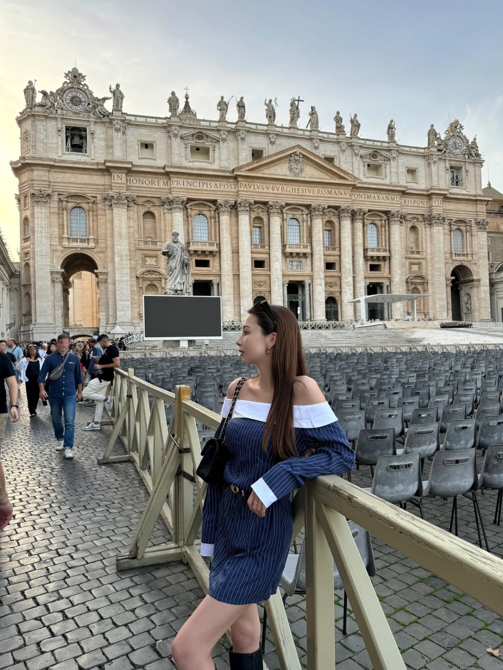 丹羽仁希在青春時期便開始模特兒工作。