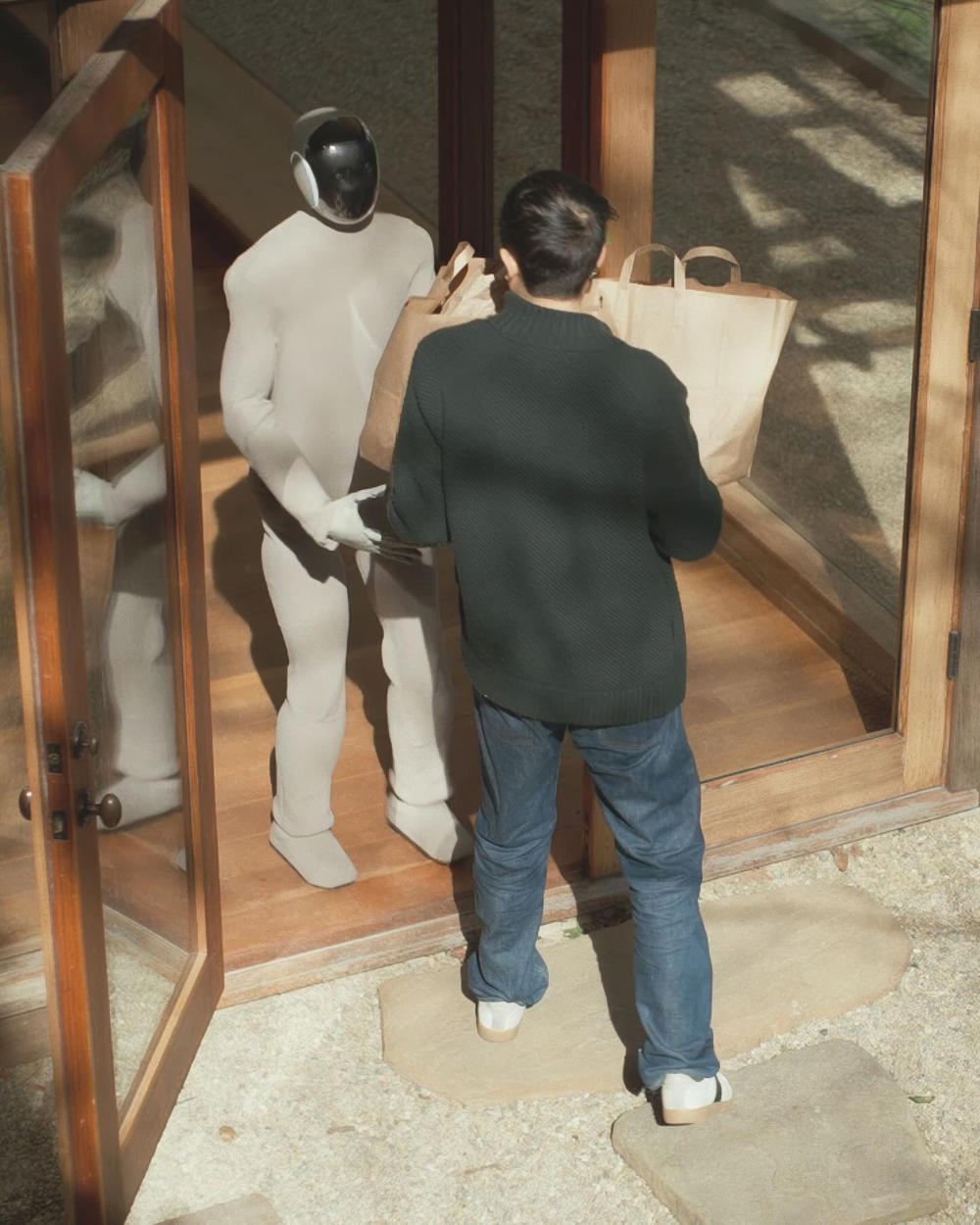 20,000美元買斷 or 每月499美元租賃