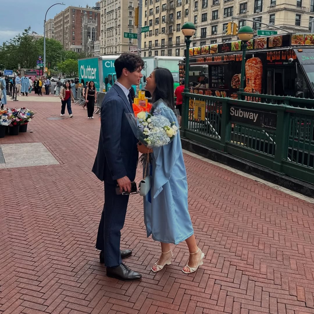 她與Sean在2018年冬季的校園活動中初次相遇。