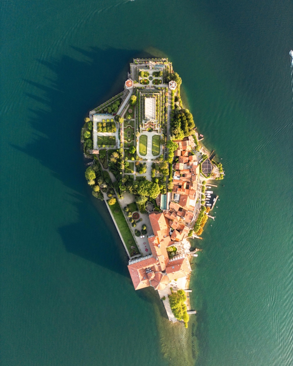 Isola Madre — 母親島：綠意生命的私密花園