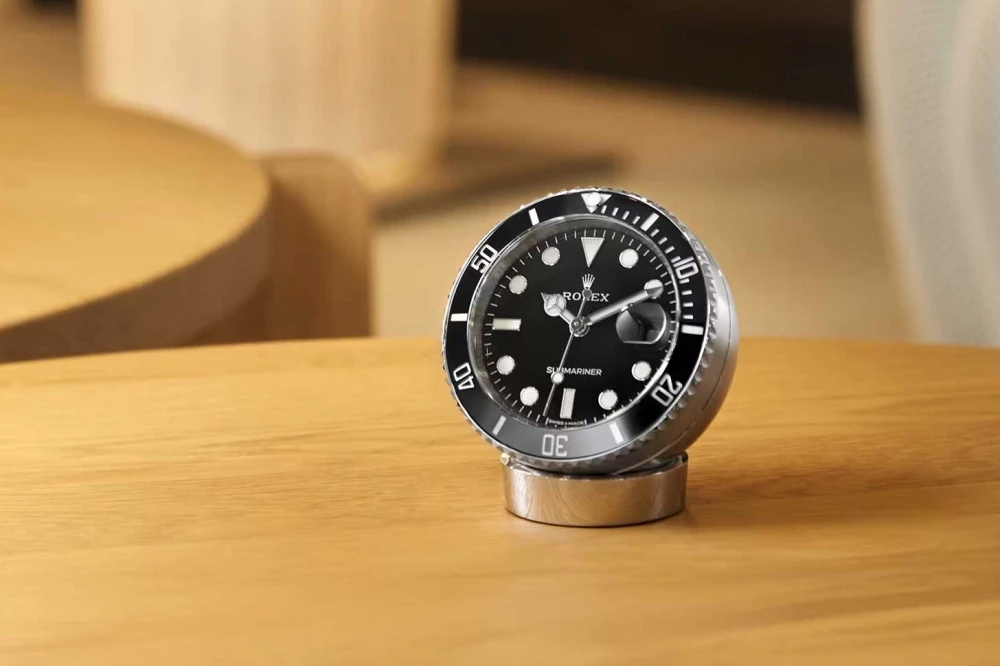 Rolex Submariner Date座鐘登場