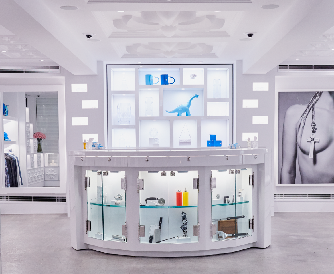 身為 Chrome Hearts 的新生代領軍人物，Kristian 的責任是在延續品牌酷文化的同時注入年輕新意