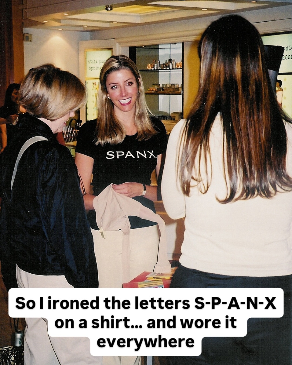 Sara用她所有的積蓄，僅僅5,000美元，決心將這個「無足褲襪」的概念變成產品