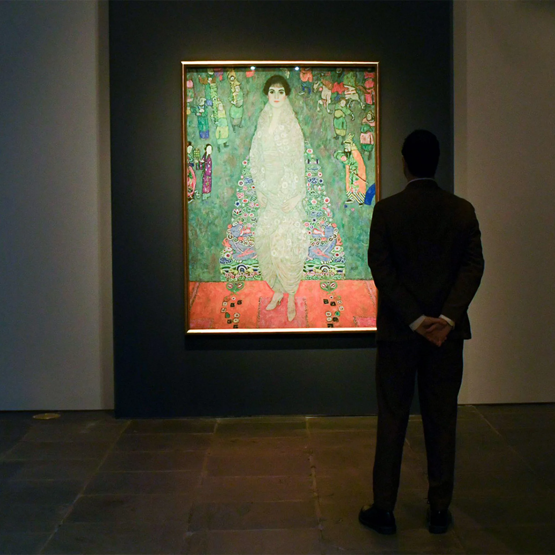 罕見全身肖像：東方意象中的維也納名媛